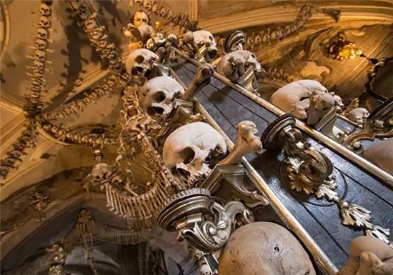 m6最新官网-英皇众星出席北京国际电影节闭幕式(图4) 米乐M6官方入口