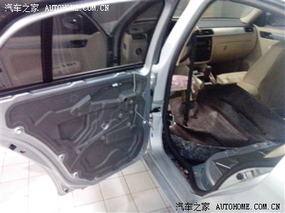 赵继伟抵达洛杉矶晒与小丁睢冉合照:忘了要签名_米乐M6(图3) 米乐M6