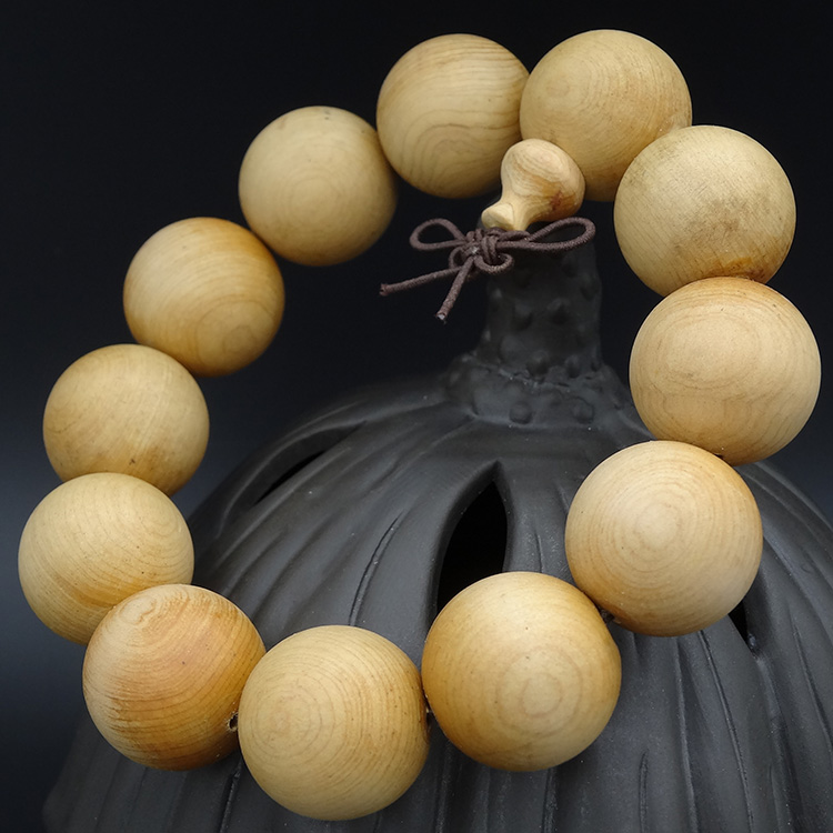 m6最新官网：周杰伦捧昆凌拍广告不避嫌 自称有“好事”一定告大家